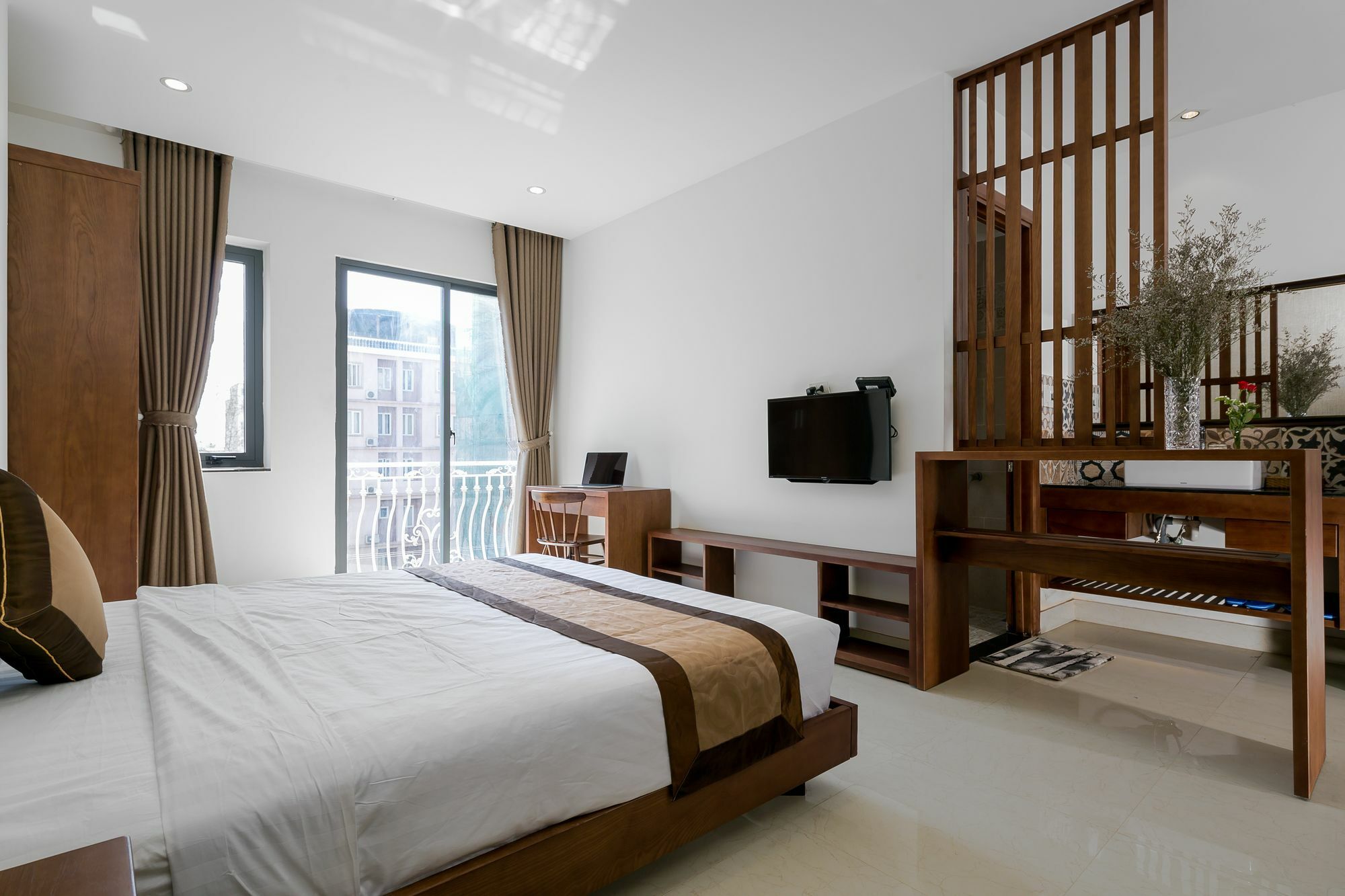 Aris Beach Apartment & Hotel Da Nang Exteriör bild